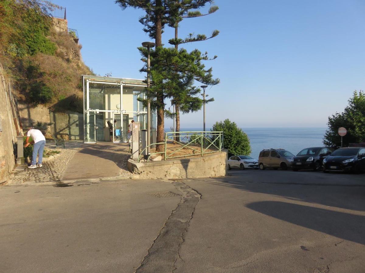 Amaita Appartement Ventimiglia Buitenkant foto