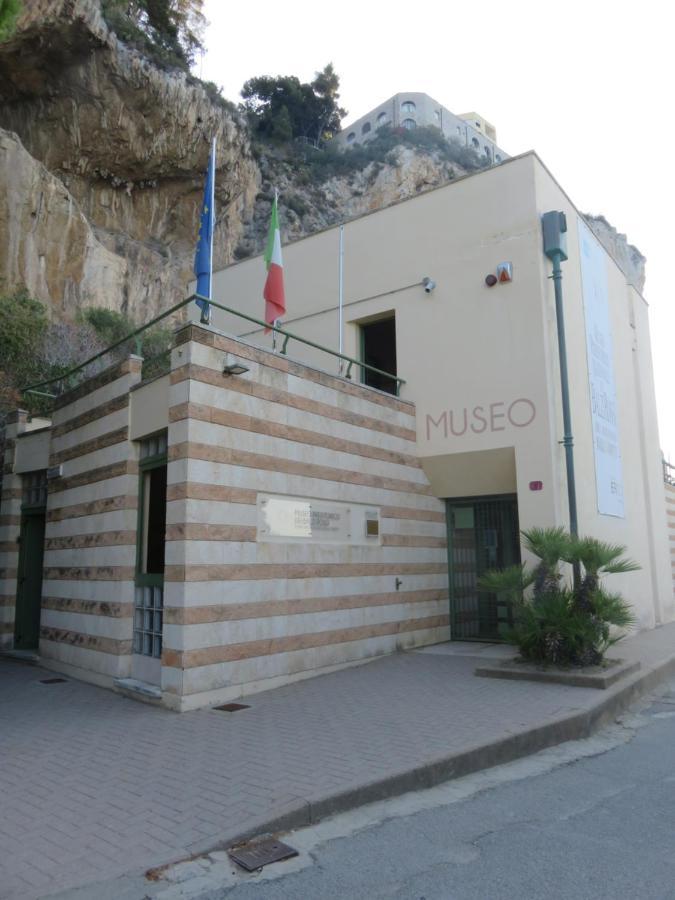 Amaita Appartement Ventimiglia Buitenkant foto