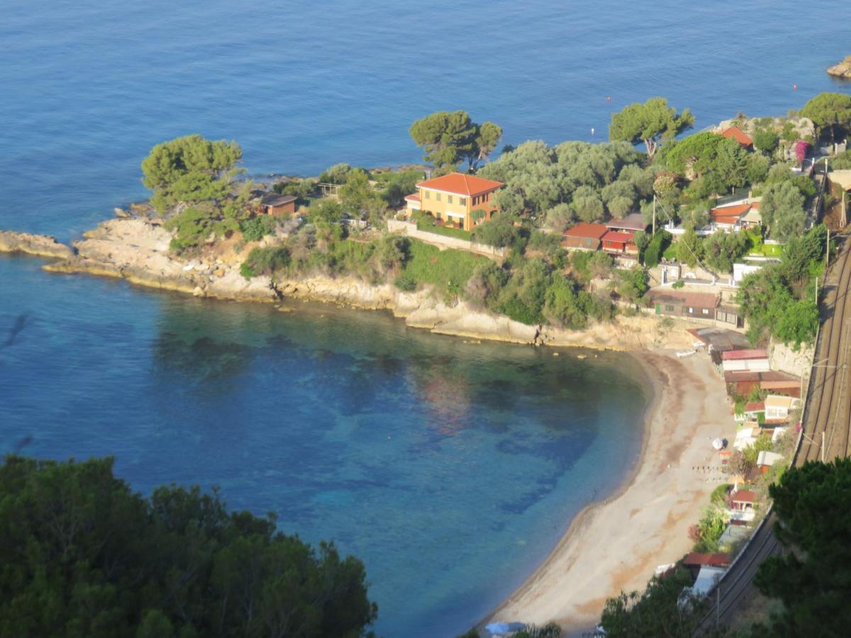 Amaita Appartement Ventimiglia Buitenkant foto